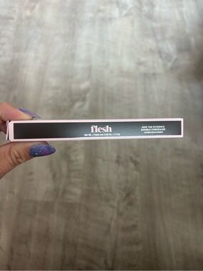 Flesh Hide The Evidence Double Concealer – 03 Light Honey